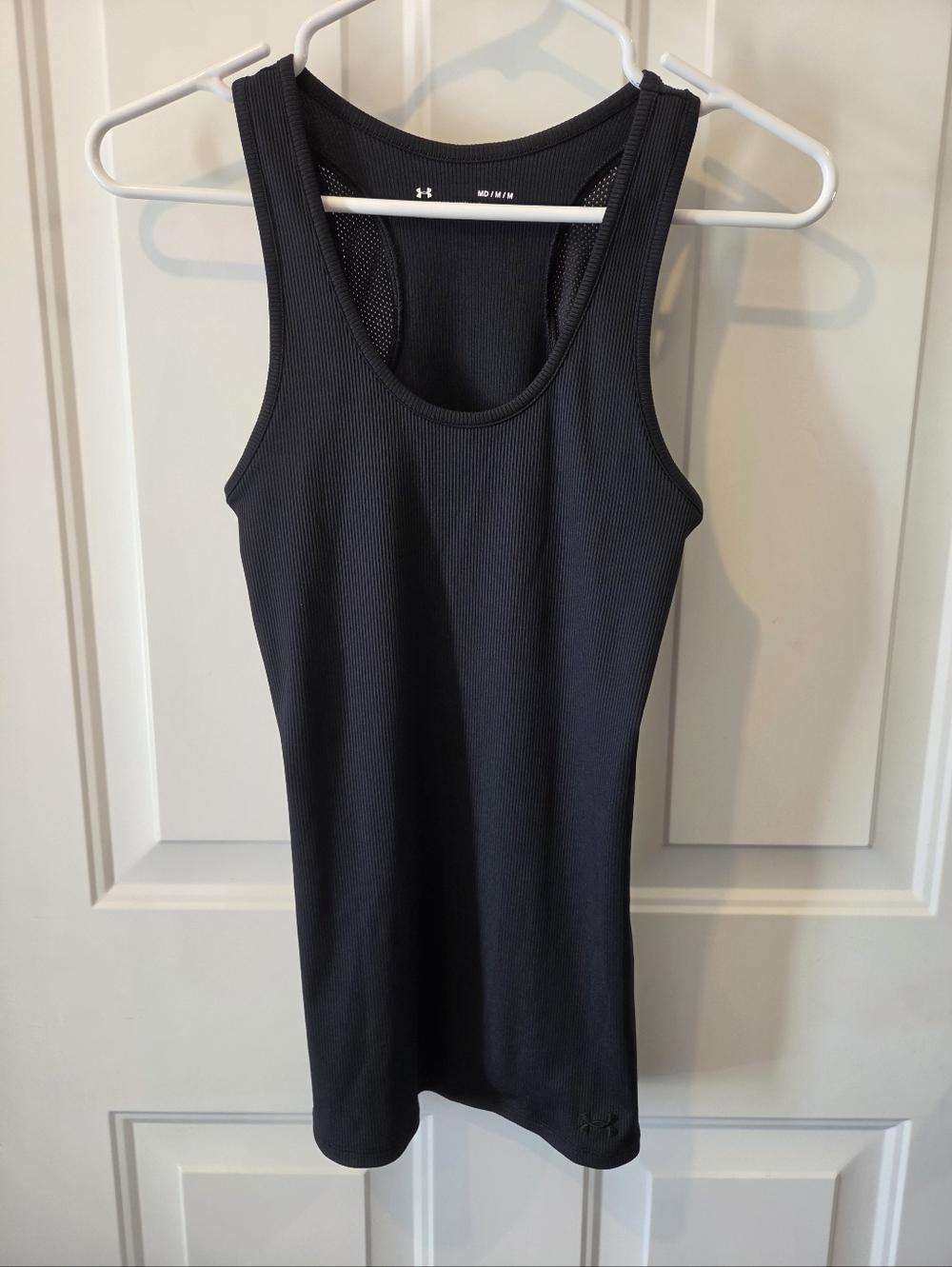 Under Armour Women’s Black Ribbed Racerback Tank. Size M. #SW